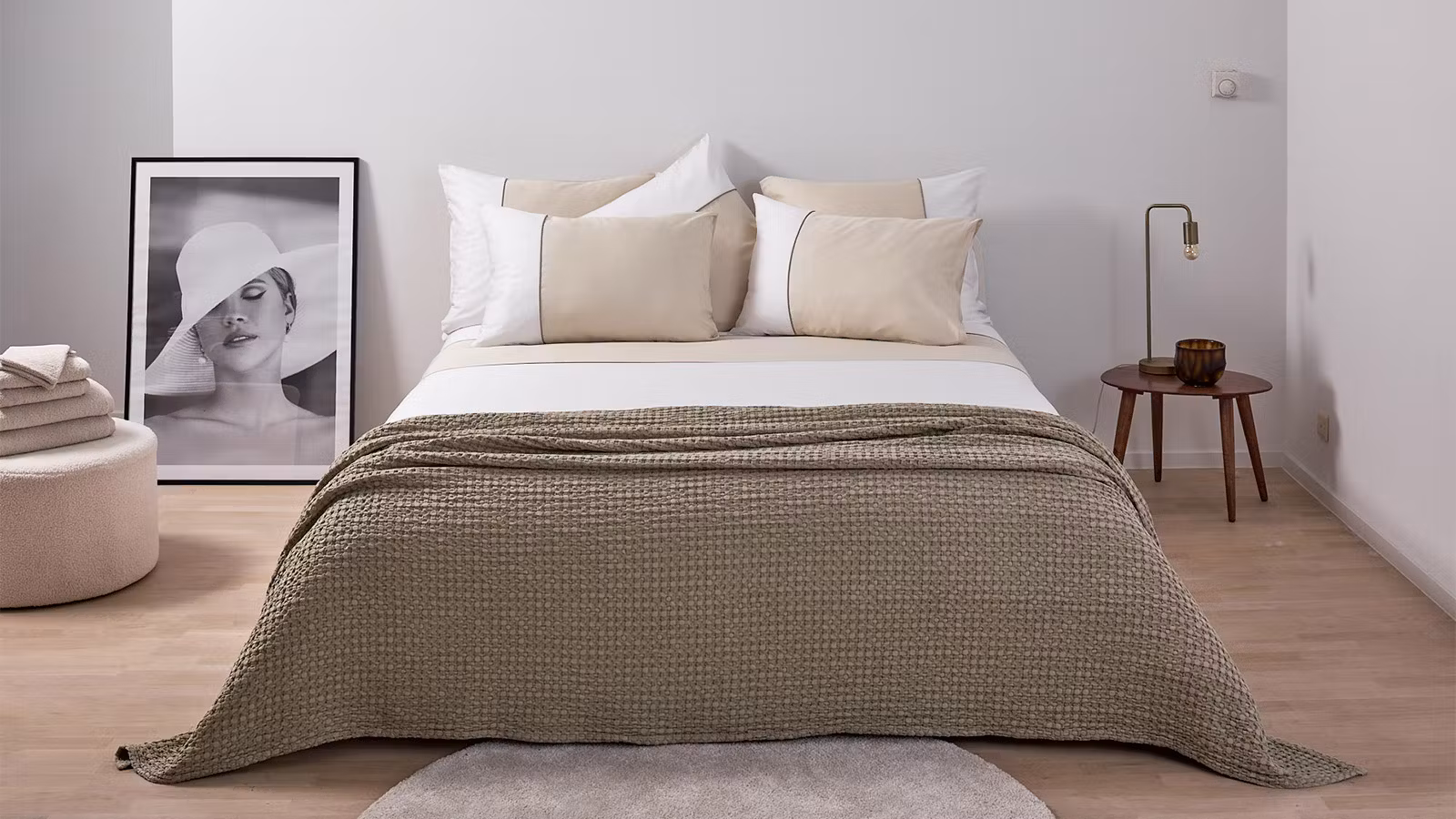 Lenjerie Suite 200x200 Percal Beige