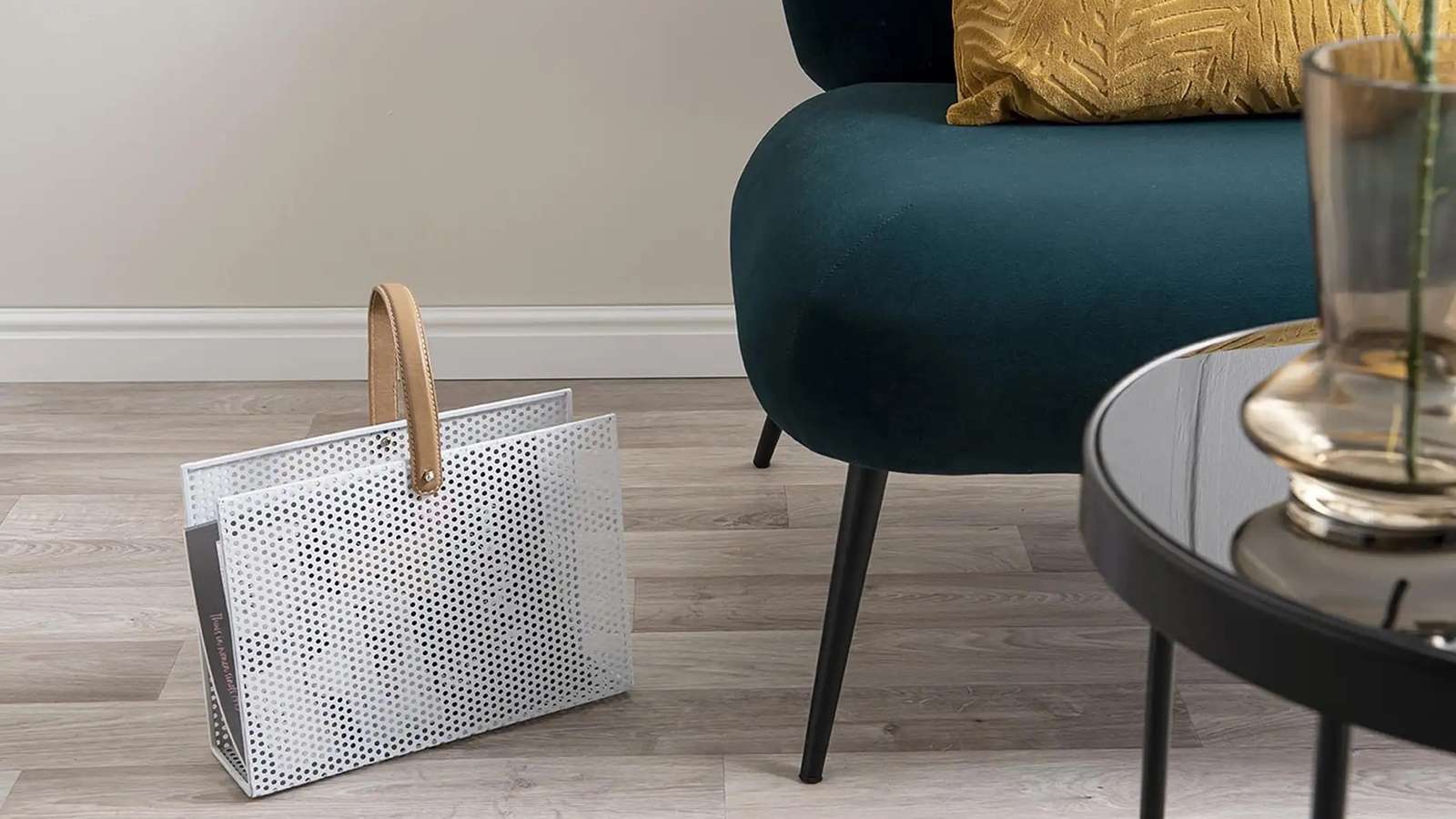 Suport Pentru Reviste Perky White