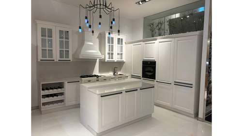 Bucatarie Pavese + Electrocasnice + Blat Quart + Hota decorativa - expusa