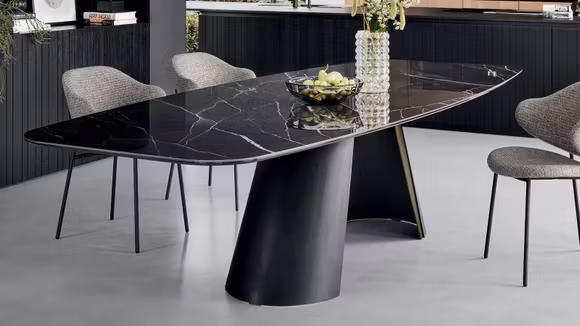 Masa Apian Matt Black/ Black Statuary Marble