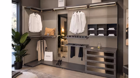 Dressing deschis Nob Texture + London Opacco, produs expus, cu design modern si elemente din sticla transparenta.
