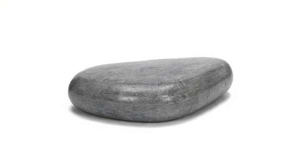 Măsuță de cafea Sasso Big Grey din piatră fossile cu finisaj gri închis și design sculptural, 123x74 cm