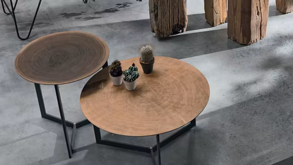 Masuta de cafea Joy Wood Noce Canaletto 45 cm, produs expus, cu design modern si finisaj elegant.