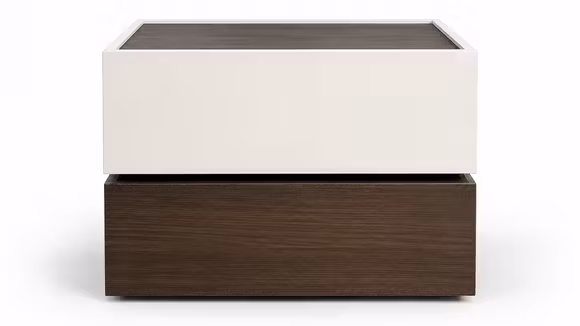 Noptiera Replay Madreperla Moka, produs expus, cu design minimalist si 2 sertare.