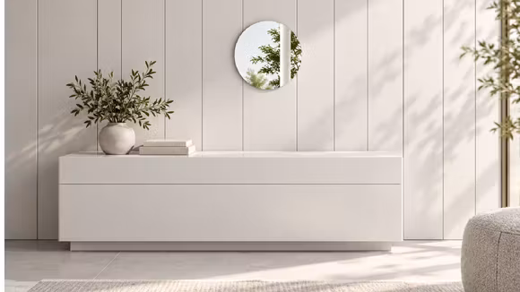 Oglinda rotunda Bolle 35 cm, produs expus, cu design simplu si elegant.